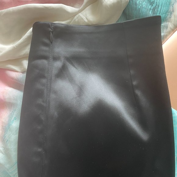 & Other Stories Fitted Satin Mini Skirt in Black Size EU 38/ USA 6 - Picture 7 of 9